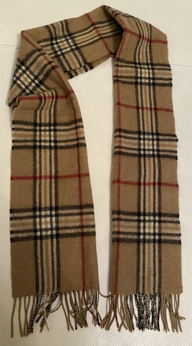 Foulard & Sciarpe: Wolle Schal 🌸 – Usato da Opfikon venduto da Luis144