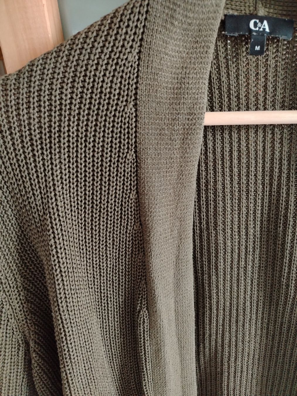 C&A Pulls & Sweat-shirts: Strickjacke 100 % Baumwolle – D'occasion à Schönenbuch par sop_n7zd 2