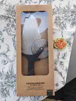 Pizzaschneider mit Heber 2in1 Edelstahl Kunststoff neu