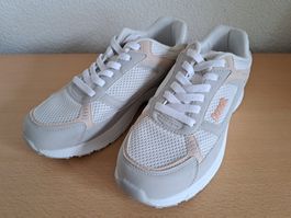Sneaker Bench Grösse 38, wie neu!