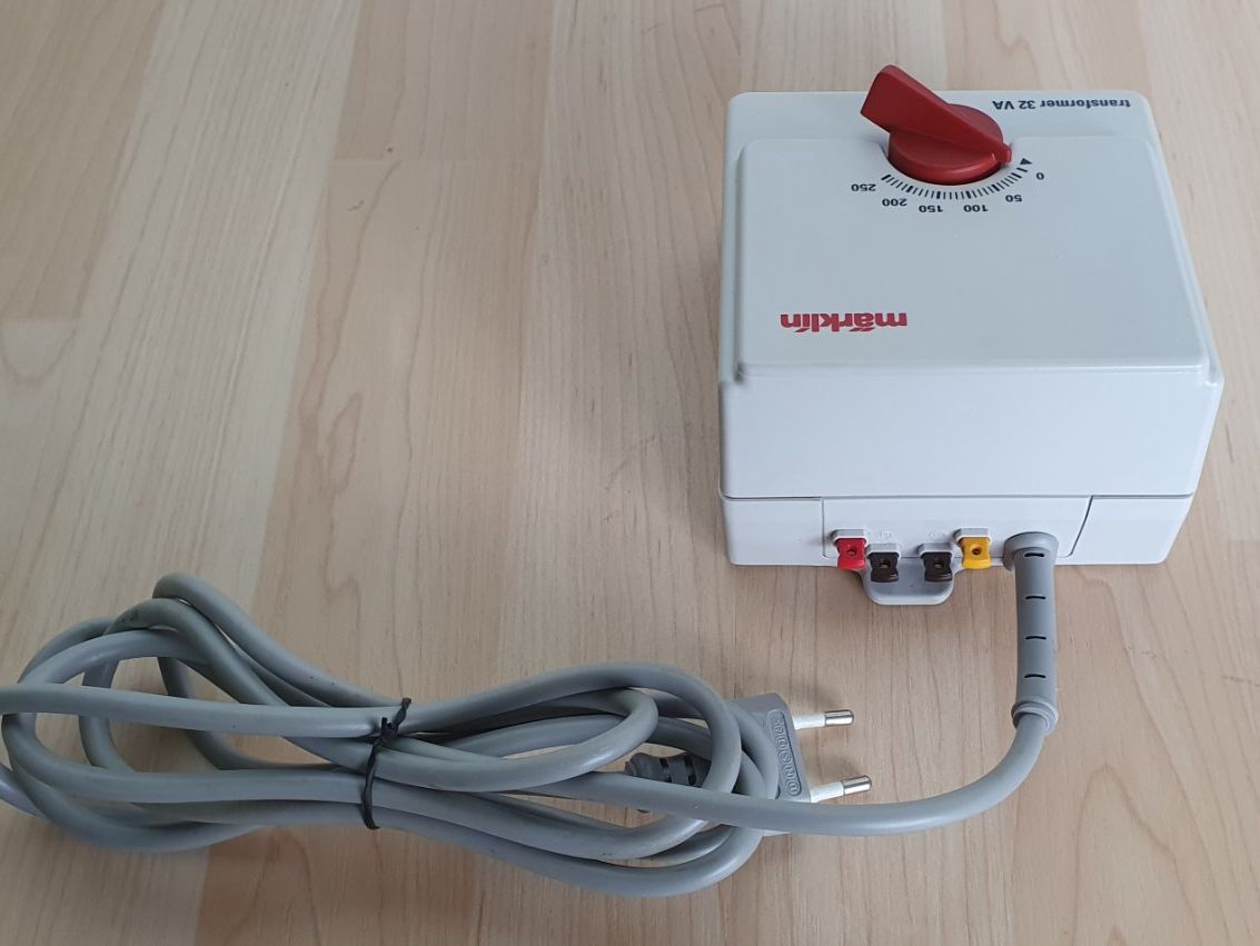 Märklin Modellini di ferrovie: Märklin 6647 Trafo / Transformator 32VA – Nuovo (secondo la descrizione) da Ernetschwil venduto da Cob1998 3