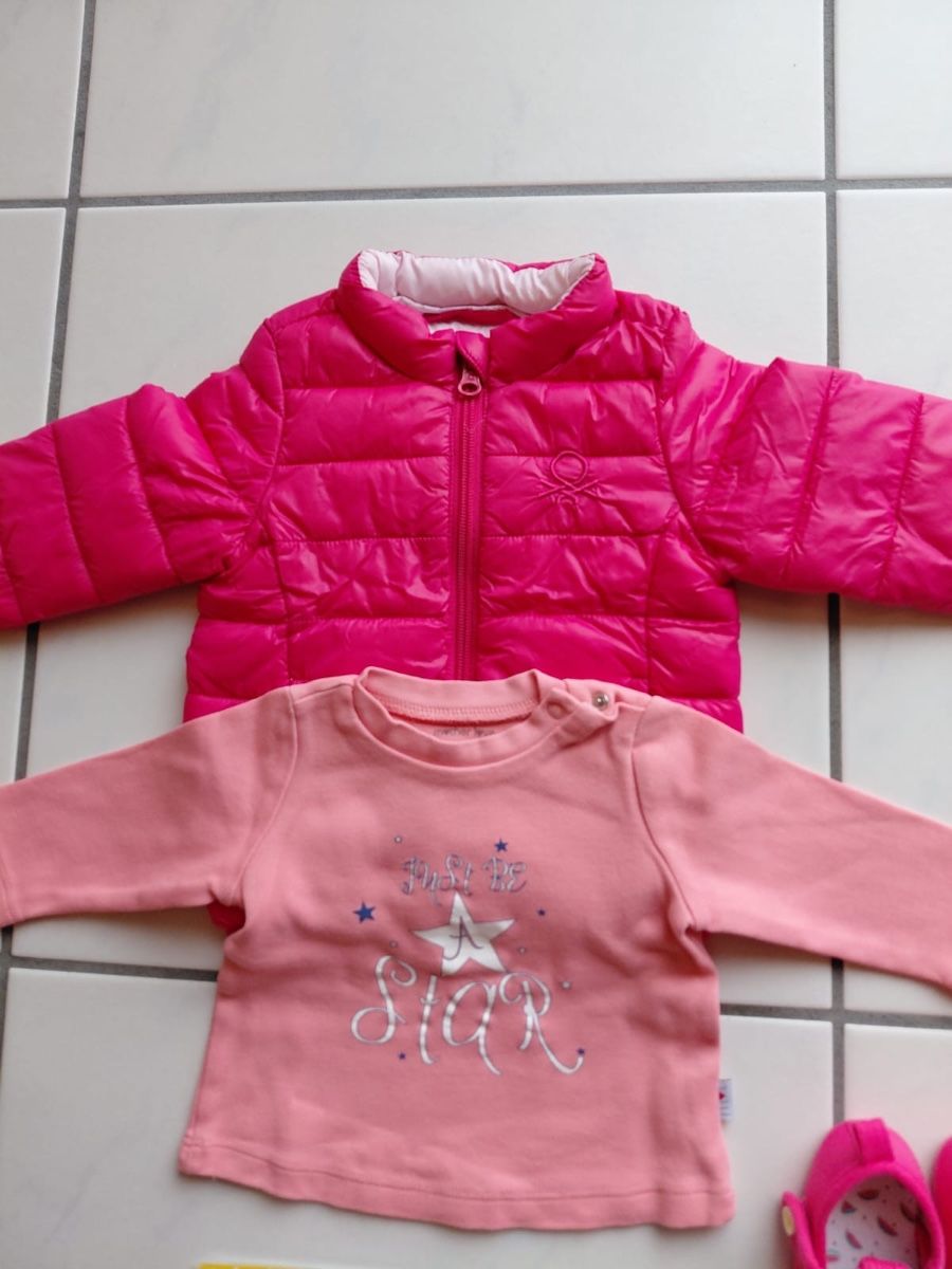 Kleiderpakete & -sets: Baby Kleiderpaket - Gr. 9 Monate – Gebraucht aus Grenchen von lia51 1