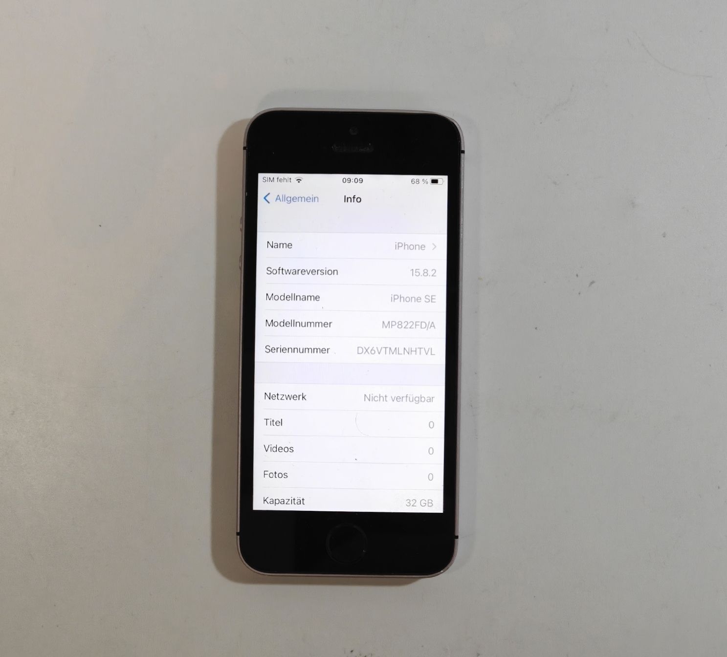 Apple Telefoni cellulari / Smartphones: iPhone SE – Usato da Ehrendingen venduto da Rocky985 1