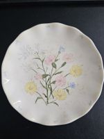 Vintage Wandteller / Zierteller Blumenmuster, Jahrgang 1952