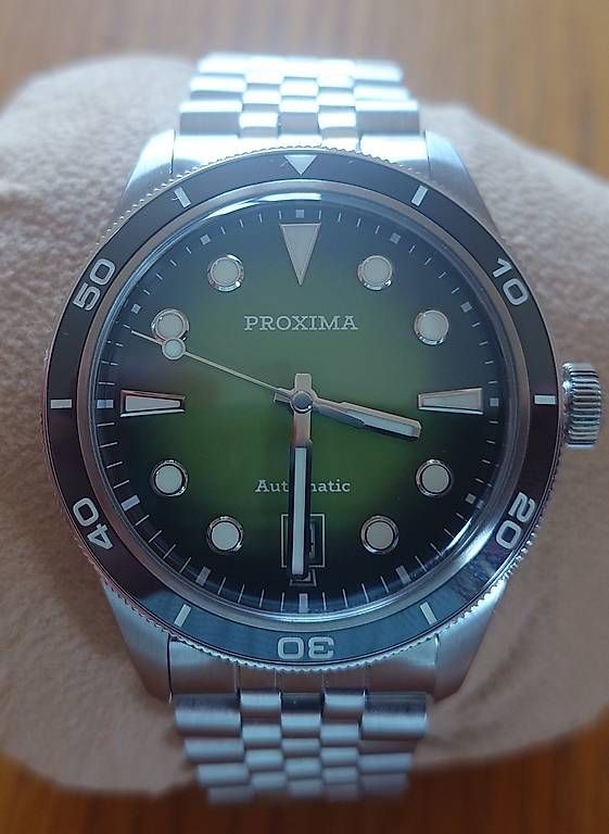 Uhren: "Proxima" Uhr 39mm Saphire 200m – Gebraucht aus Trimbach von einfachweniger 1