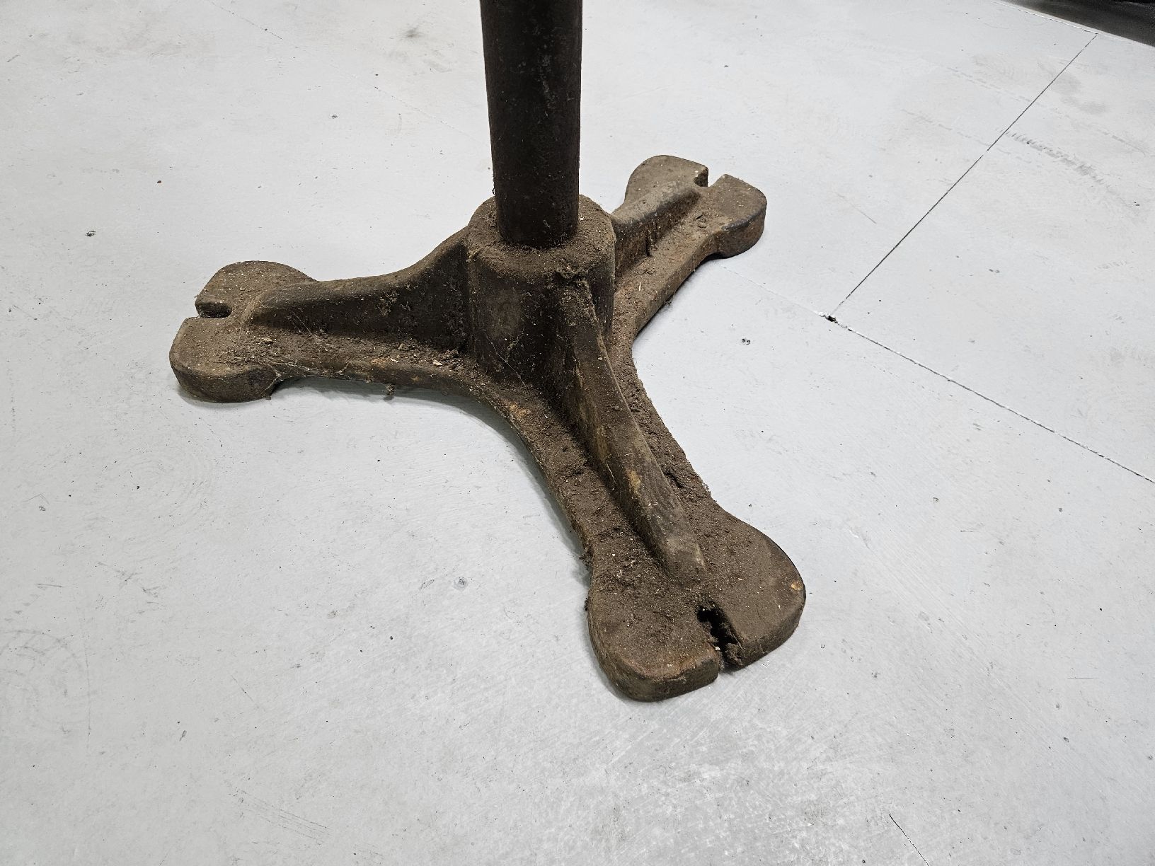 Veloständer: Velomontage/Mofamontage Vintage Ständer – Gebraucht aus Mellingen von Mech-Service 3
