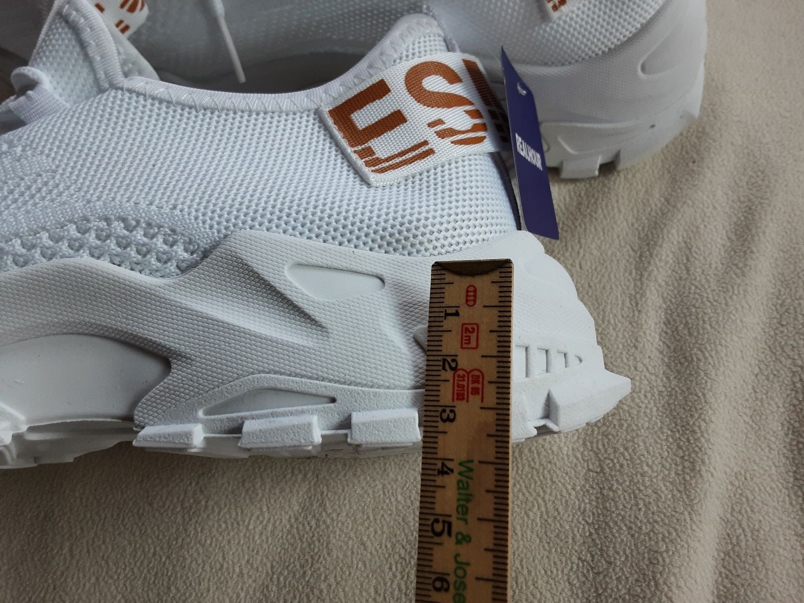 Scarpe da donna: Weisse Sommer Turnschuhe, Grösse 41, neu – Nuovo (secondo la descrizione) da Altdorf UR venduto da Brandli 7