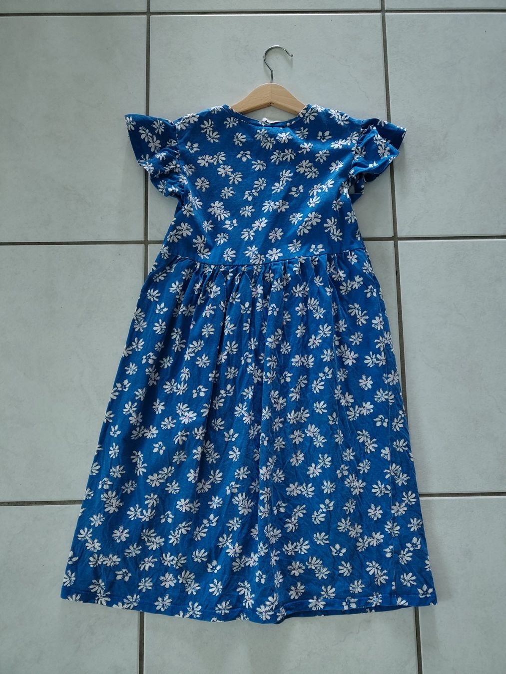 H&M Vestiti & Gonne: Kleid 122/128 – Usato da Neerach venduto da stens 1