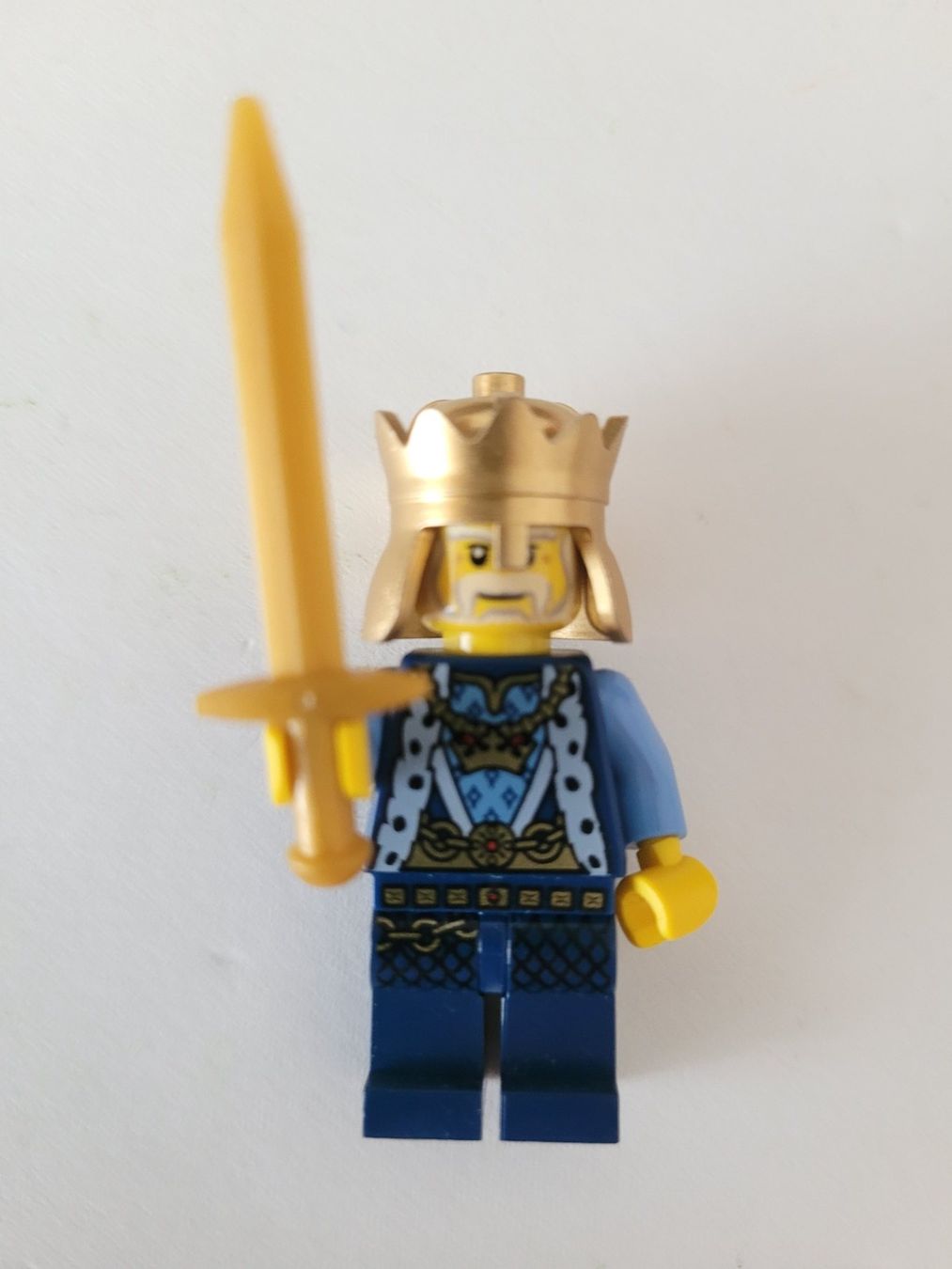 Lego Baukästen: Lego Castle Kingdoms King minifigure – Gebraucht aus La Tour-de-Peilz von  2