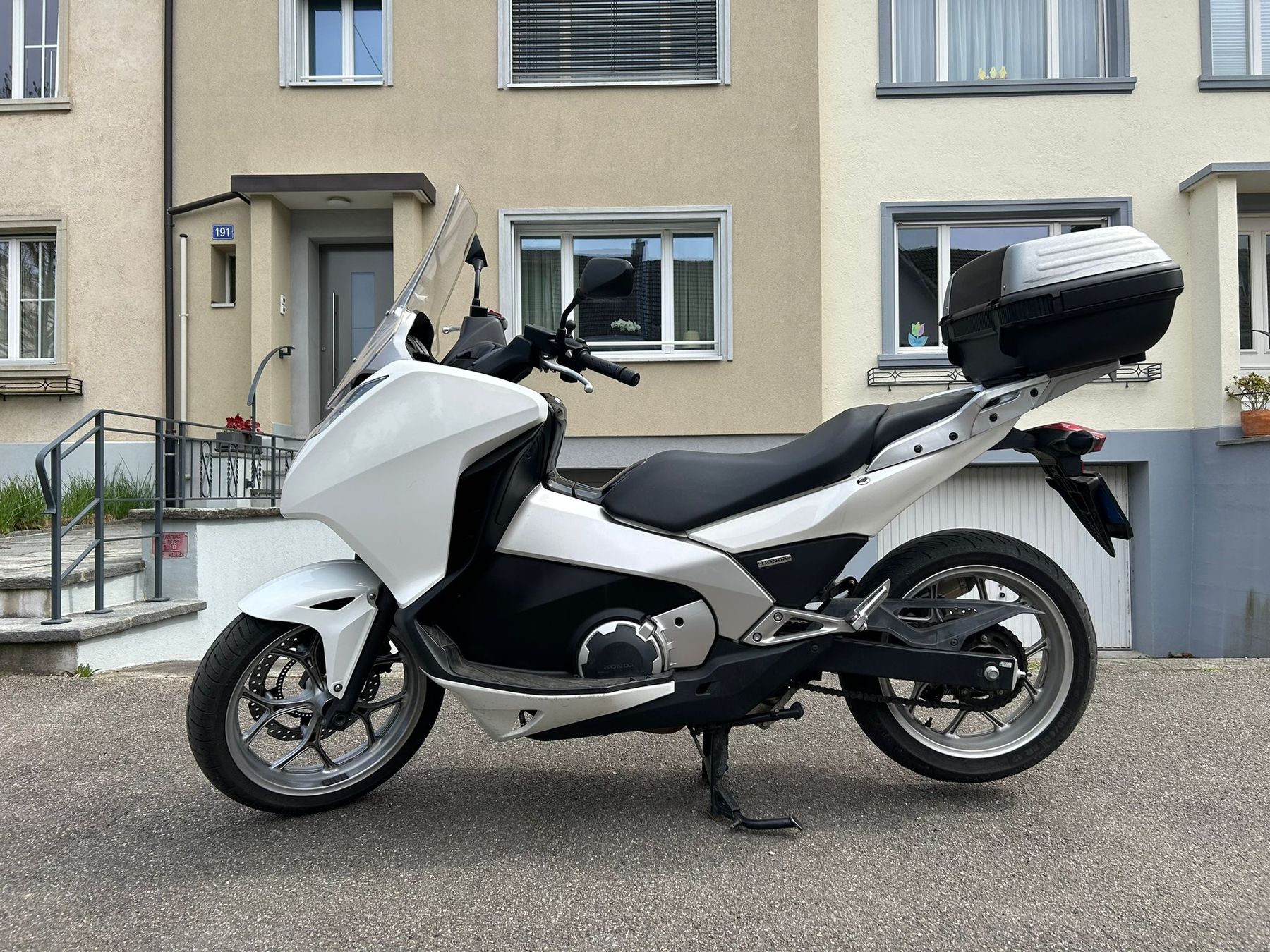 Honda Strada: Honda Integra NC 700 D 38KW = 51PS – Usato da Basel venduto da kaktuspalmus