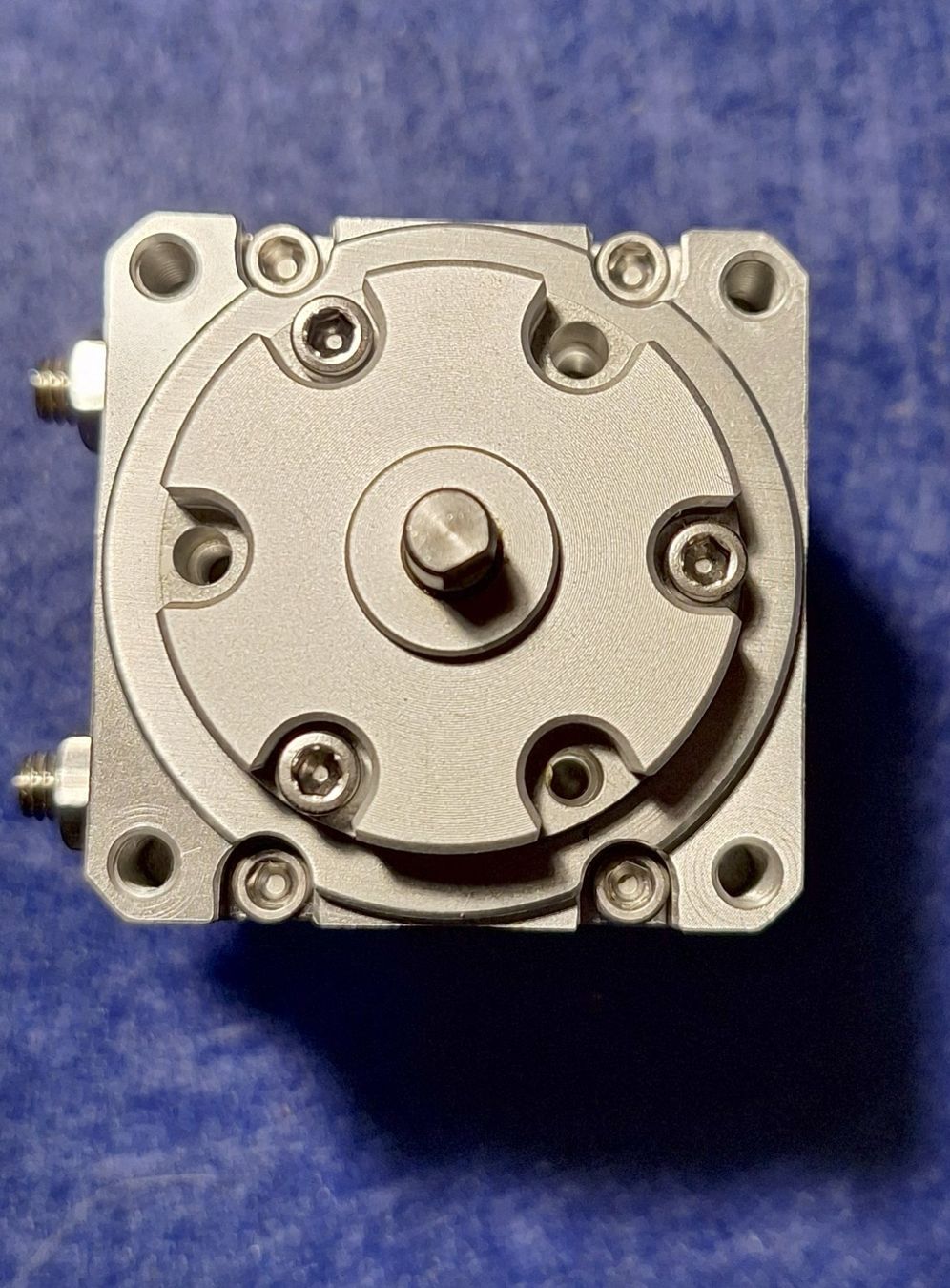 Metall- & Schlosserei Sonstiges: unité rotative SMC MSUA3-90S – Gebraucht aus Bussy FR von 023 1