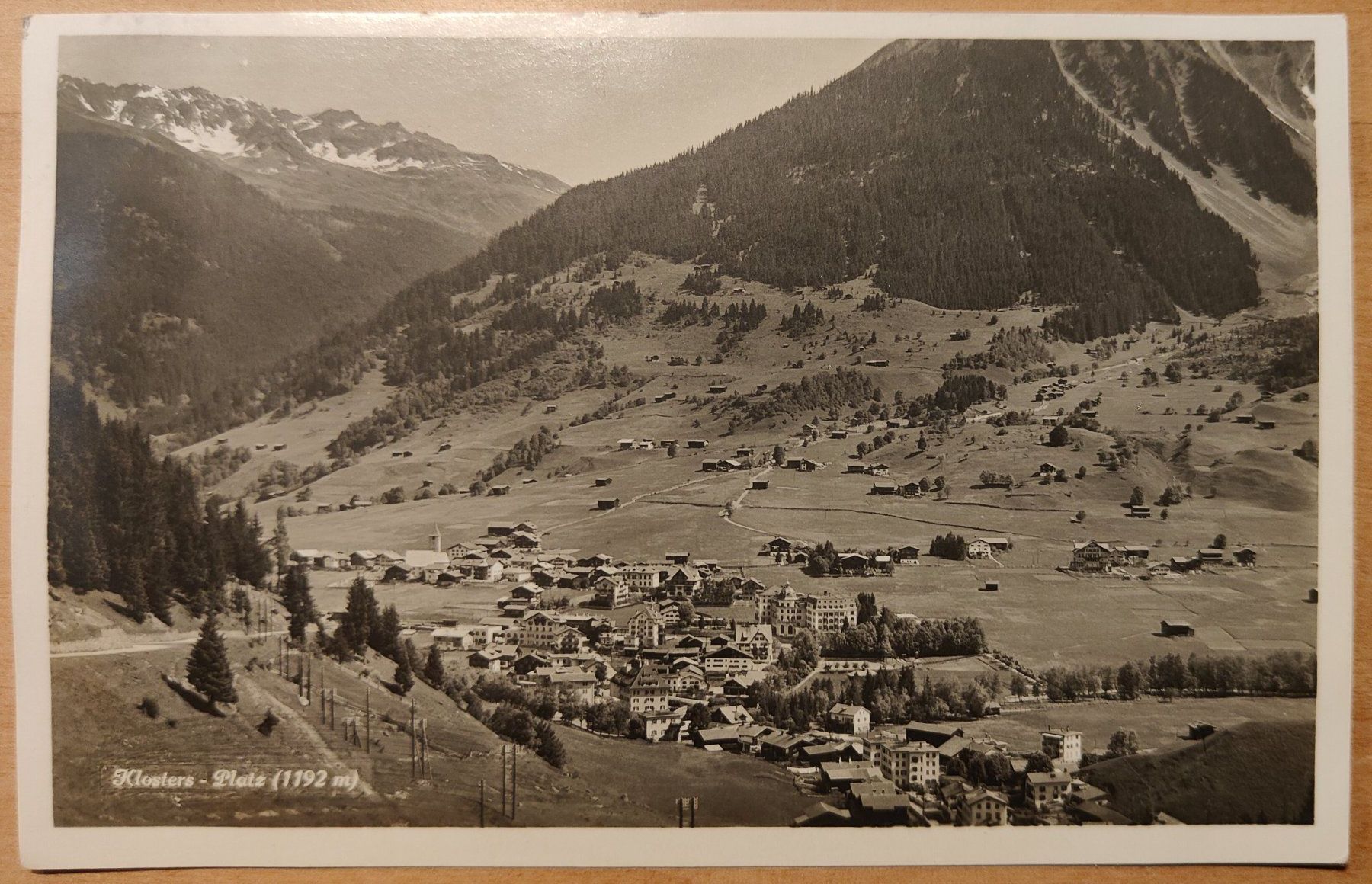 Ansichtskarten: Klosters Platz um 1930 – Gebraucht aus St. Erhard von Chaeferli6