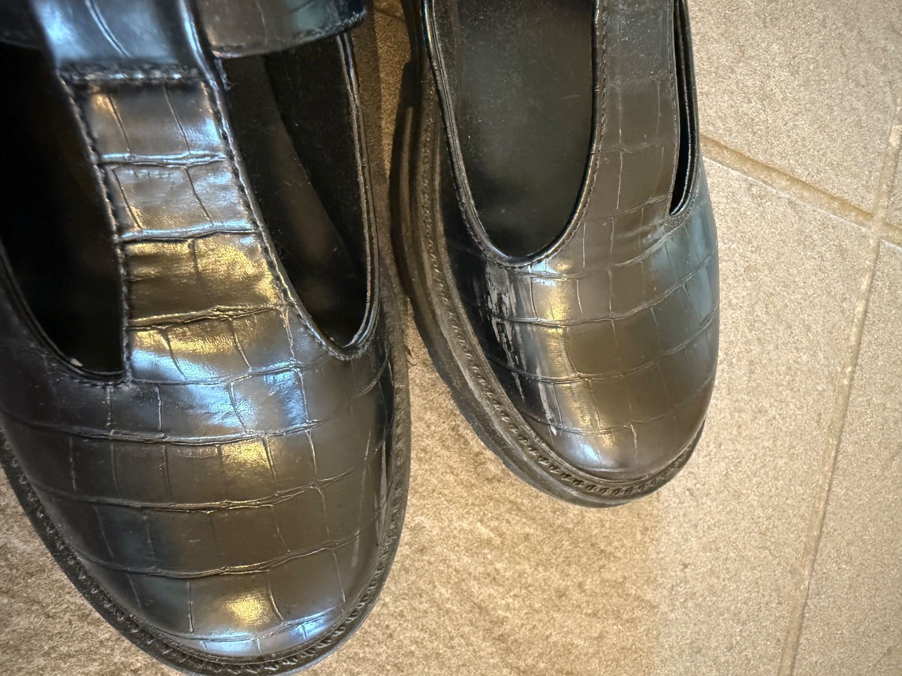 Scarpe da donna: Schwarze Schuhe – Usato da Bern venduto da Josefineee 3