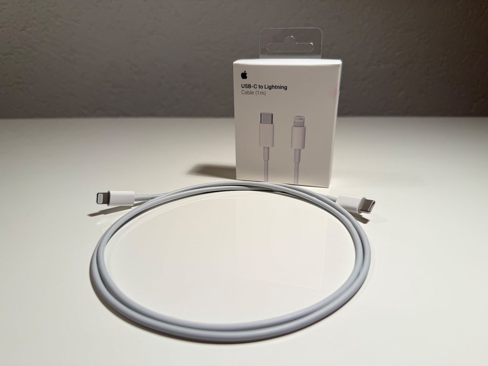 Apple USB‑C auf Lightning Kabel (1 m) (Gebraucht) in Spiez für CHF 6 ...