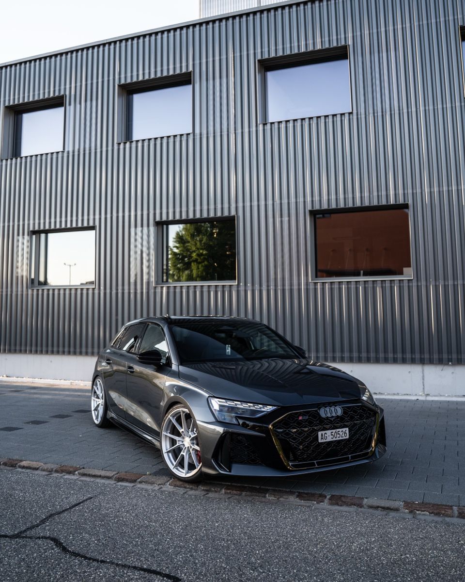 Audi Cerchioni: AUDI RS3 8Y Sommerfelgen – Nuovo e nell'imballaggio originale da Oberentfelden venduto da Snickers99