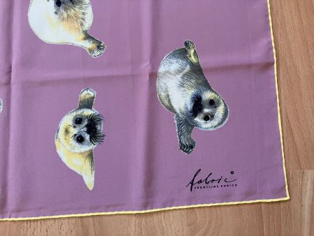 Fabric Frontline Zürich Seidenfoulard