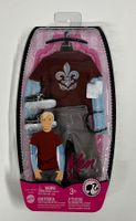 Barbie, Ken Kleider