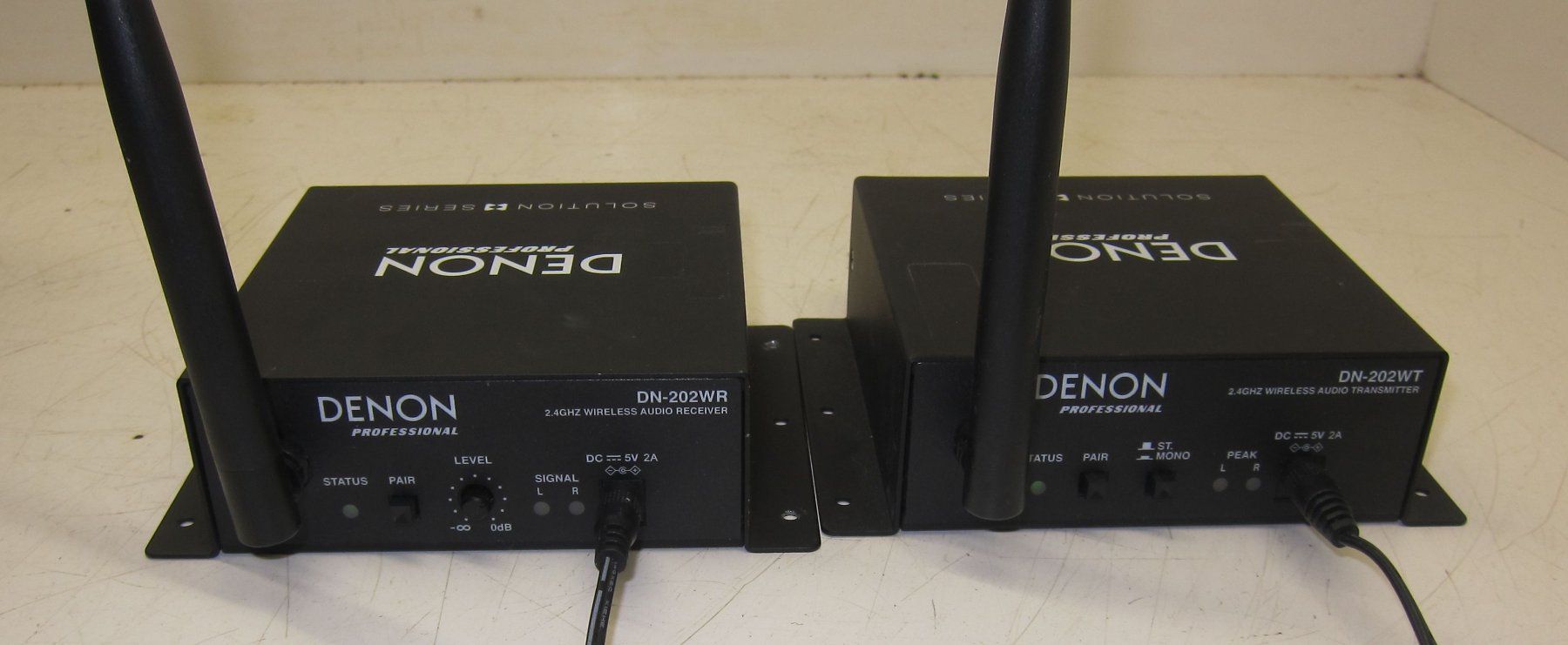 Denon Audio Transmitter, Wireless DN-202 WR und WT Set (D'occasion