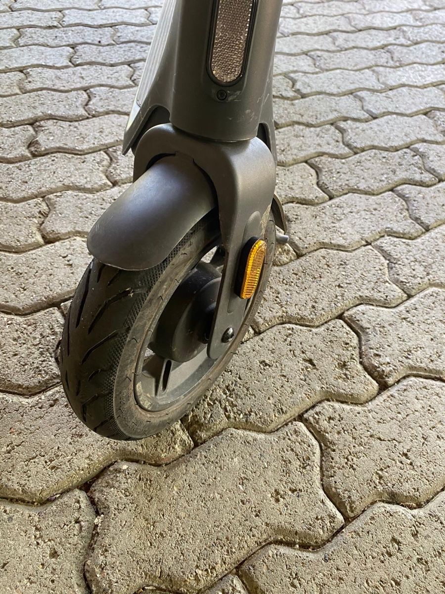 Scooters: Elektroroller Xiaomi guter Zustand – Gebraucht aus Forch von Nur_Zms 4