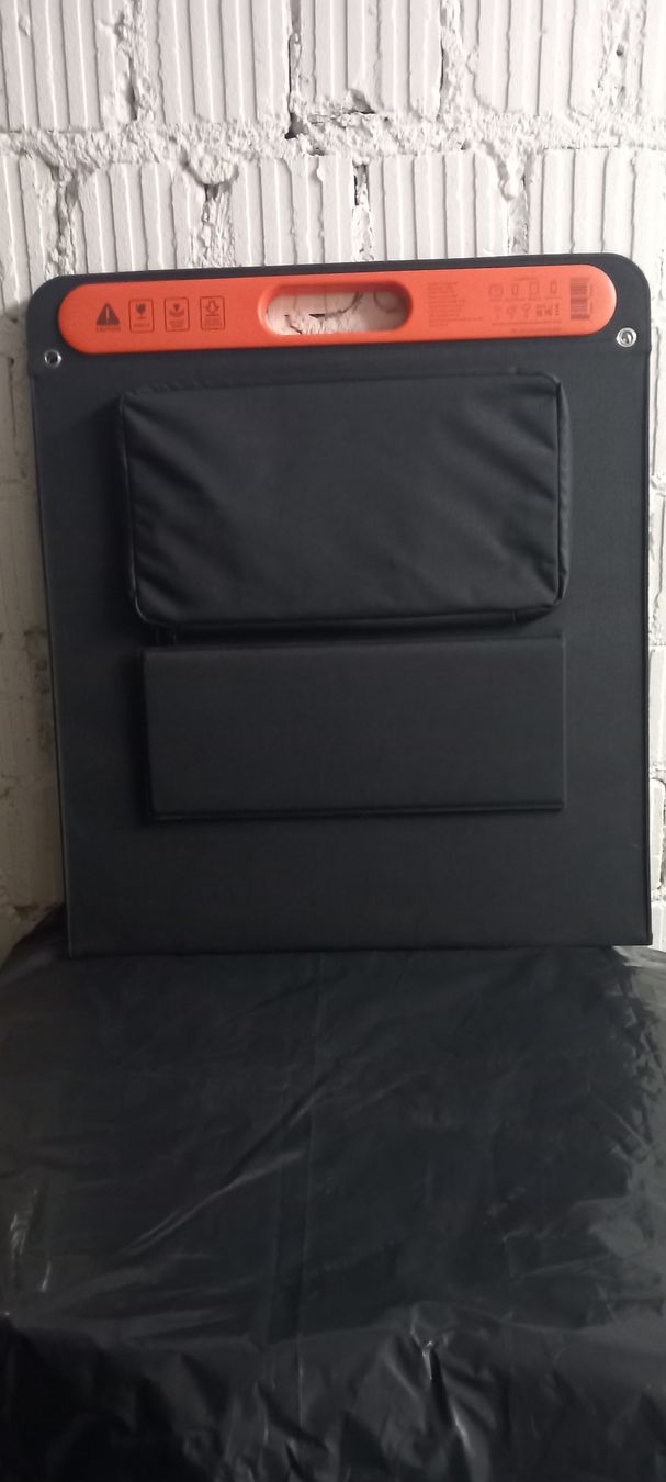 Jackery Panneaux solaires: Jackery SolarSaga 100 Solarpanel 100W – D'occasion à Zürich par Reyniii 8