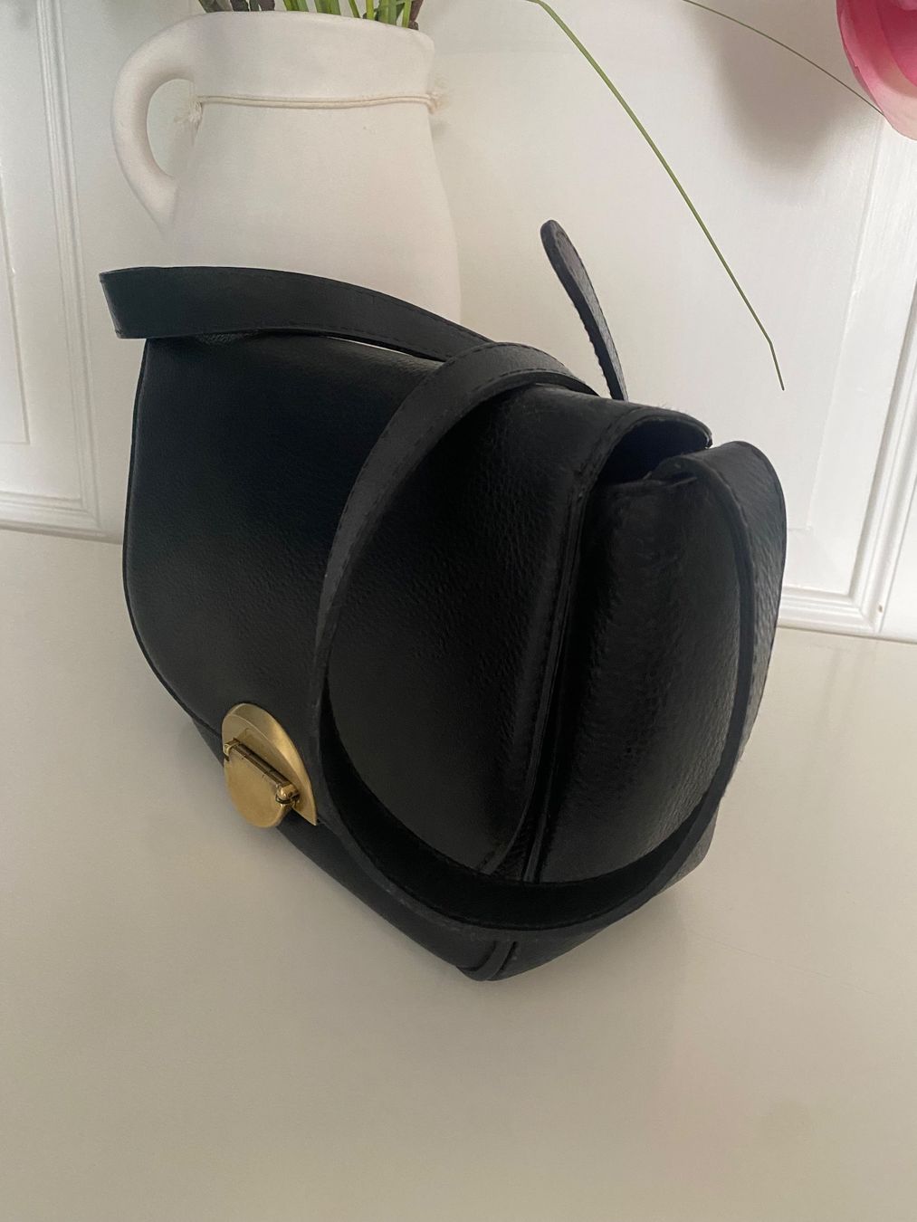 Bogner Borse da donna: Edle BOGNER Ledertasche, Schwarz & Gold – Usato da Zürich venduto da ana_7wny 3
