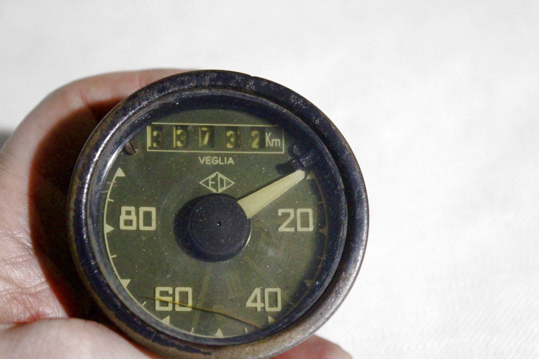Tutti pezzi di ricambio auto: Vintage VEGLIA Tourenzähler oder Tachometer – Difettoso da Bern venduto da Vitaneuf 6