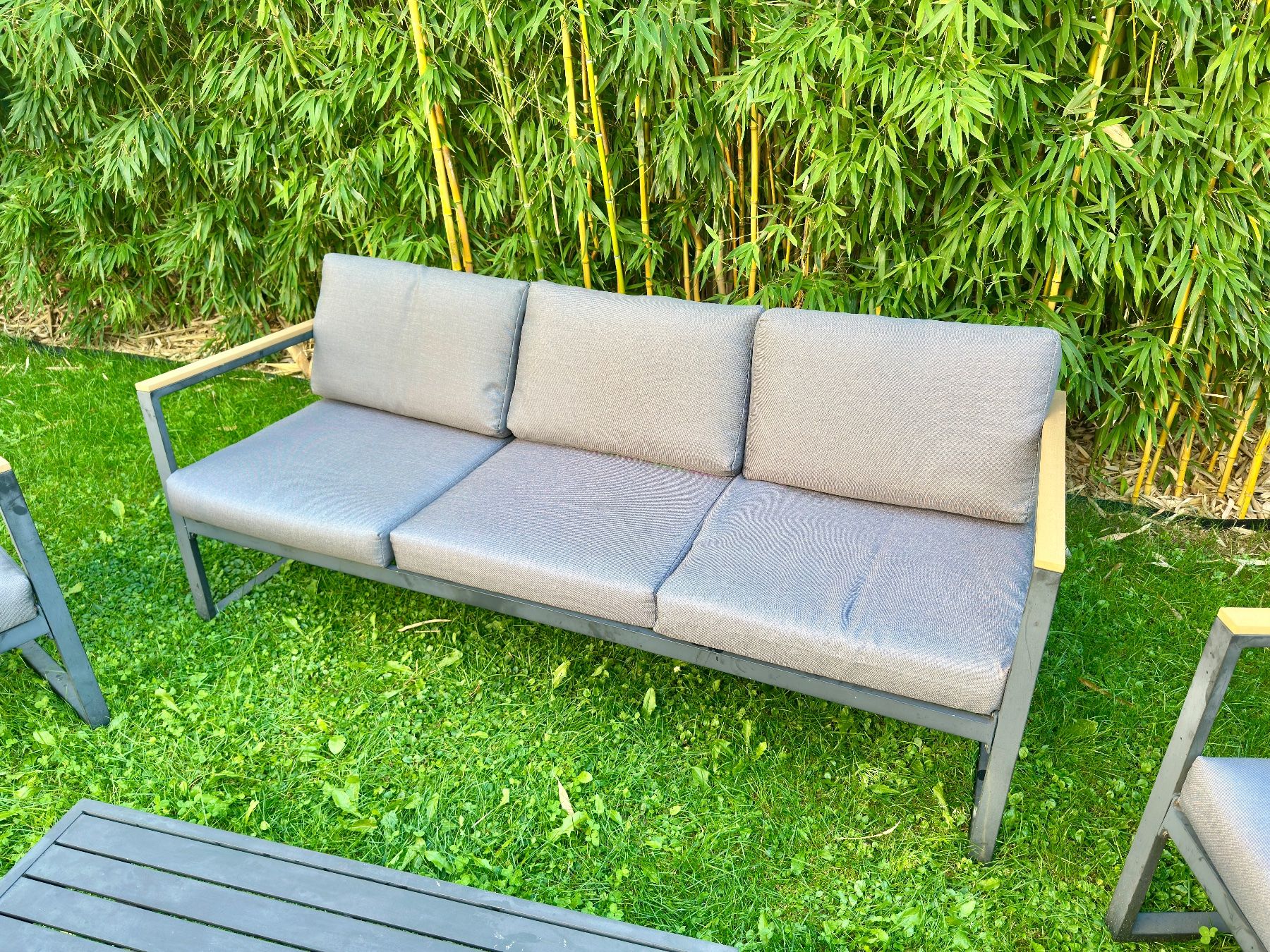 Sofas: Gartenlounge – Gebraucht aus Hittnau von ShiTRabBbit 2