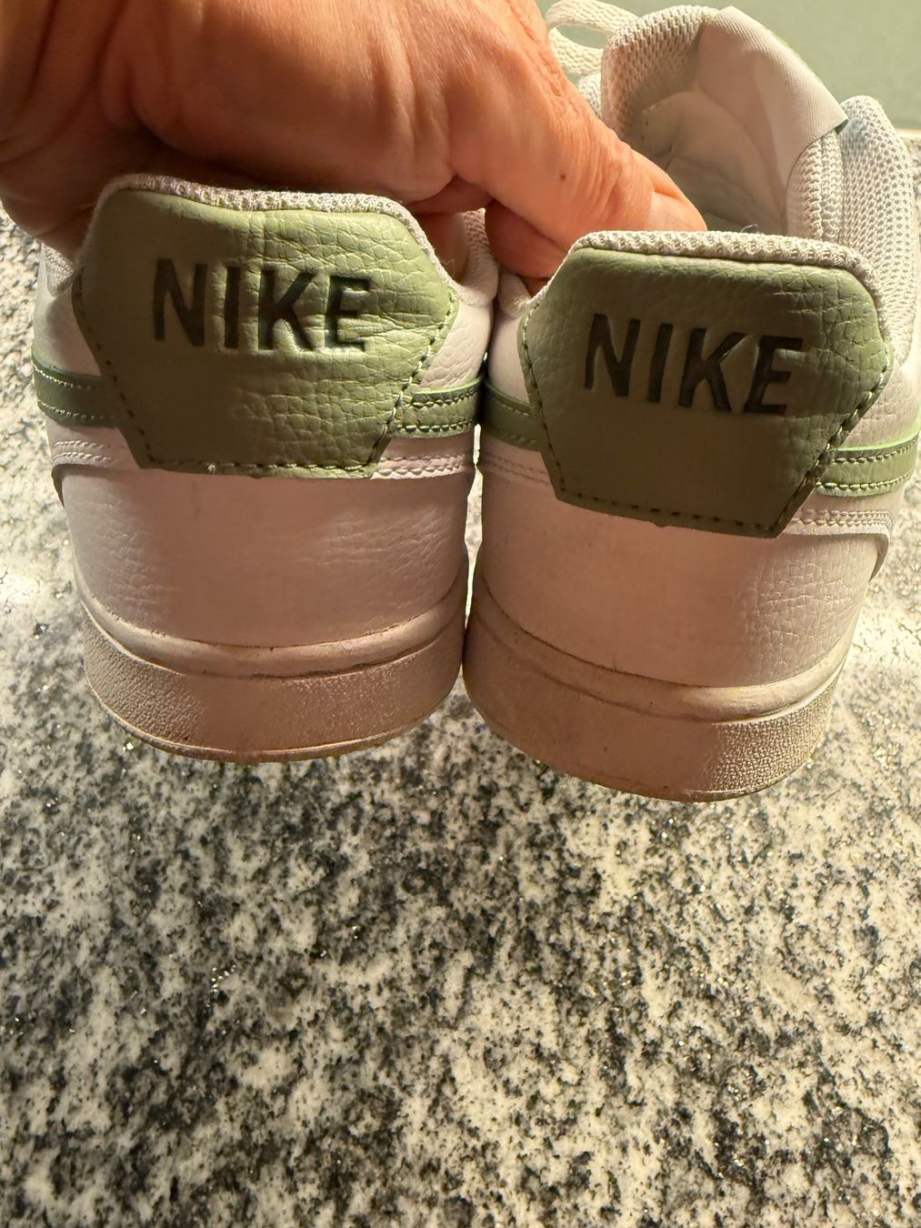Nike Scarpe da uomo: Sneakers – Nuovo (secondo la descrizione) da Zürich venduto da ren_r2dj 1
