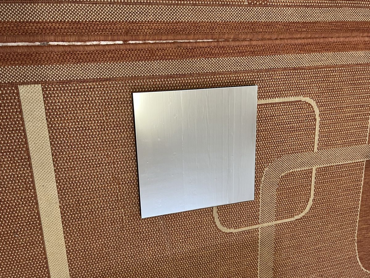 Spiegel: 4 Spiegel 30x30cm – Gebraucht aus Adliswil von Sphinx