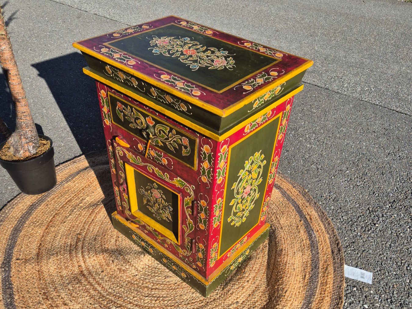 Comodini: Petit meuble,  table de nuit – Usato da Fully venduto da tameab 1