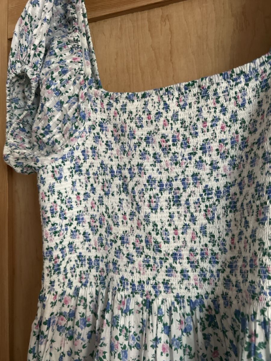 Vestiti: Kleid LoveShackFancy Blumenmuster Grösse S neuwertig – Nuovo (secondo la descrizione) da Zürich venduto da jos_q8hp 2