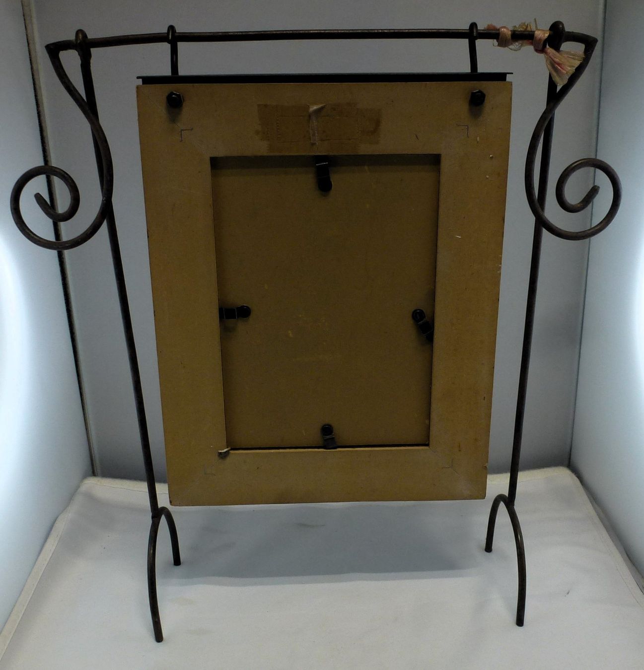 Bilderrahmen: Bilder-Rahmen mit Metall-Gestell Asiatisch – Gebraucht aus Murgenthal von B.StM 1