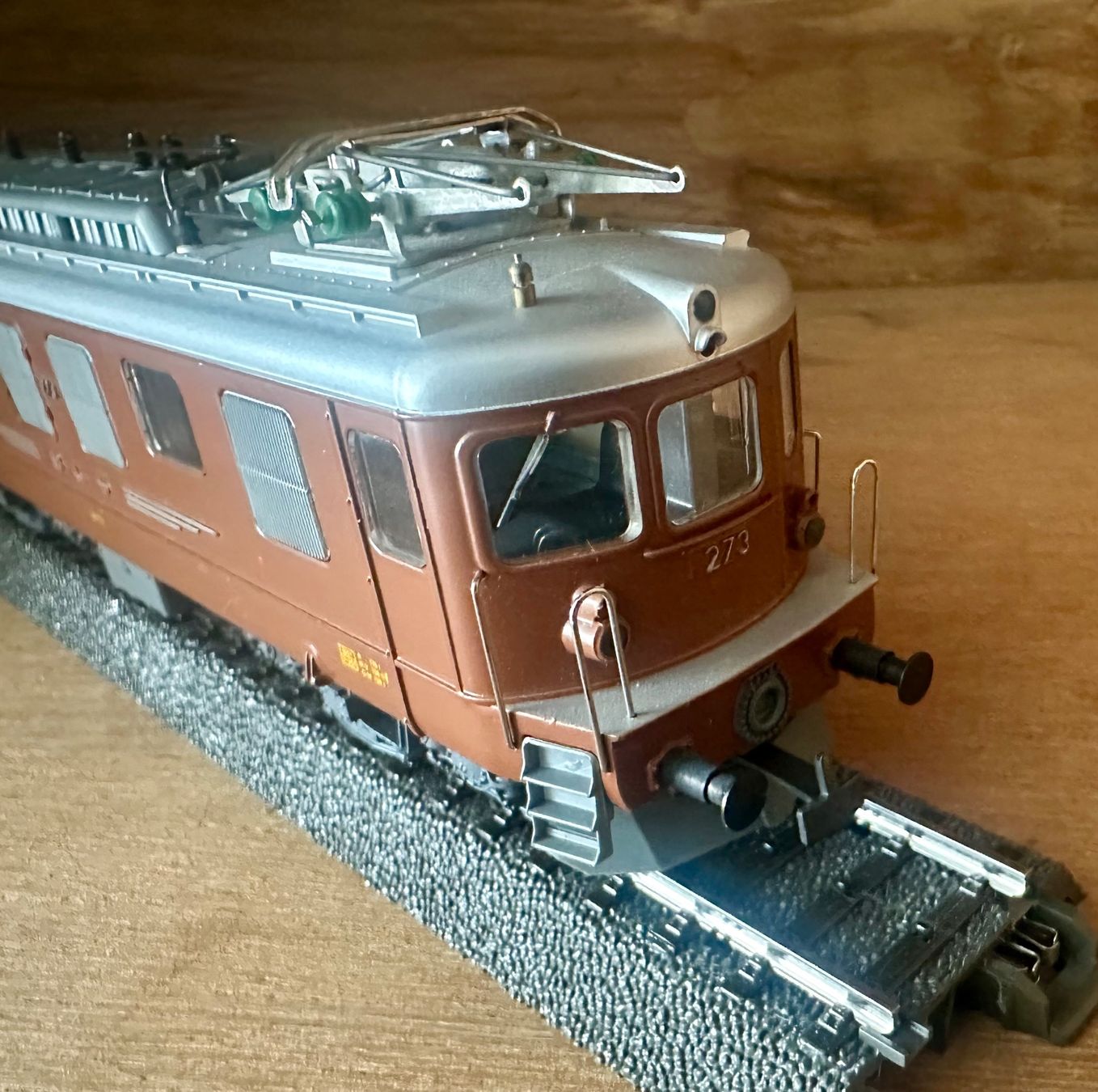 Hag Modellini di ferrovie: Hag Ae 8/8 BLS Nr.240 AC Analog – Usato da Oftringen venduto da ib.85 1