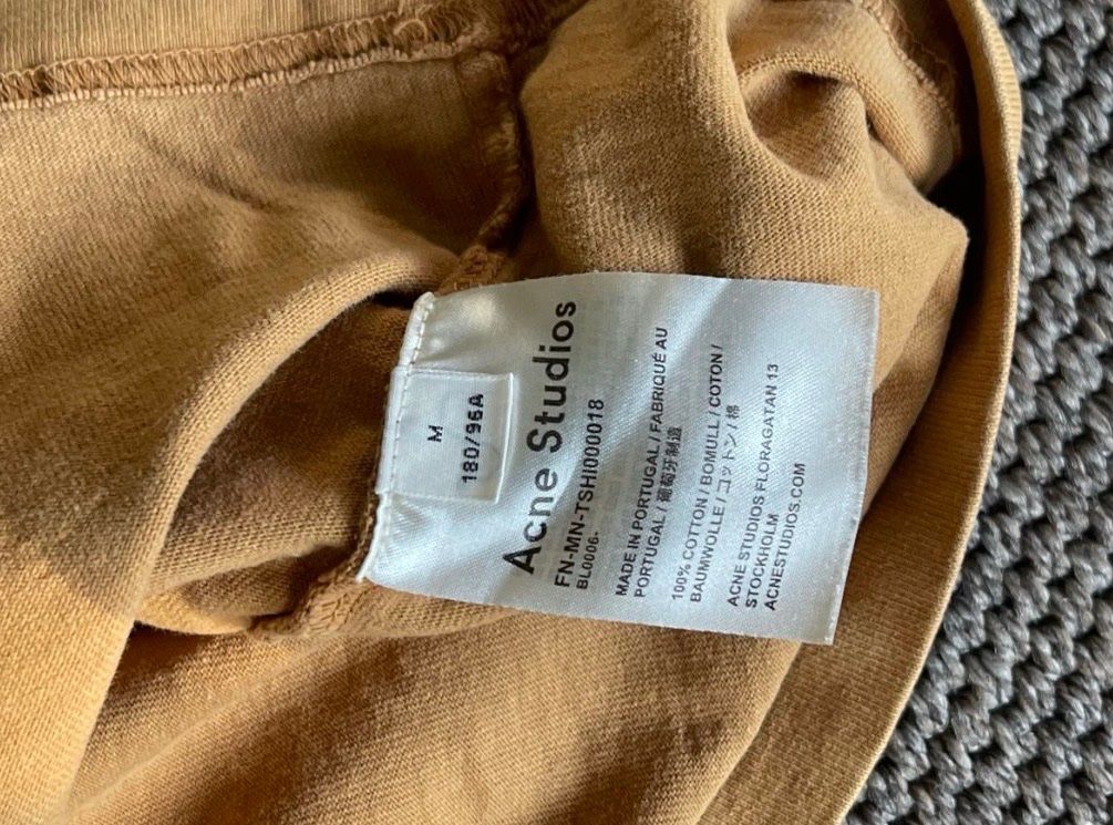 Acne Studios T-shirts: Acne Studios, T-Shirt taille M – D'occasion à Zürich par liv125 2