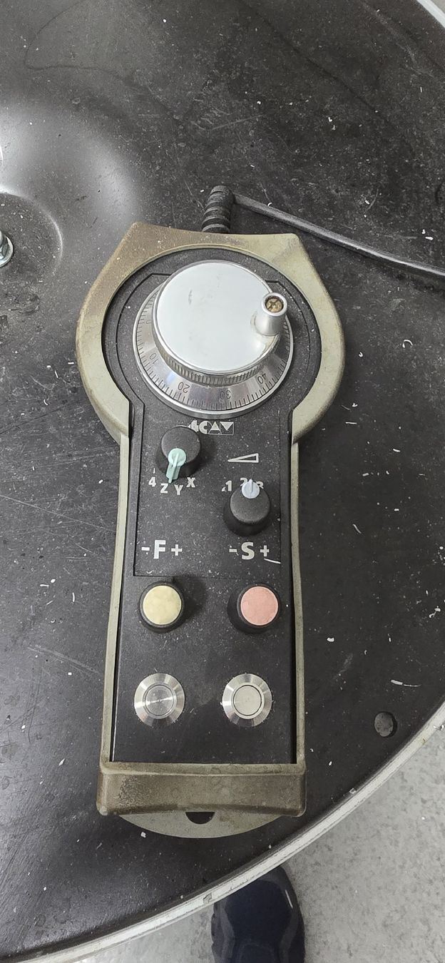 Tutte le macchine: CNC Fräsmaschine BF 46 TC – Usato da Täuffelen venduto da bko_5nyy 2