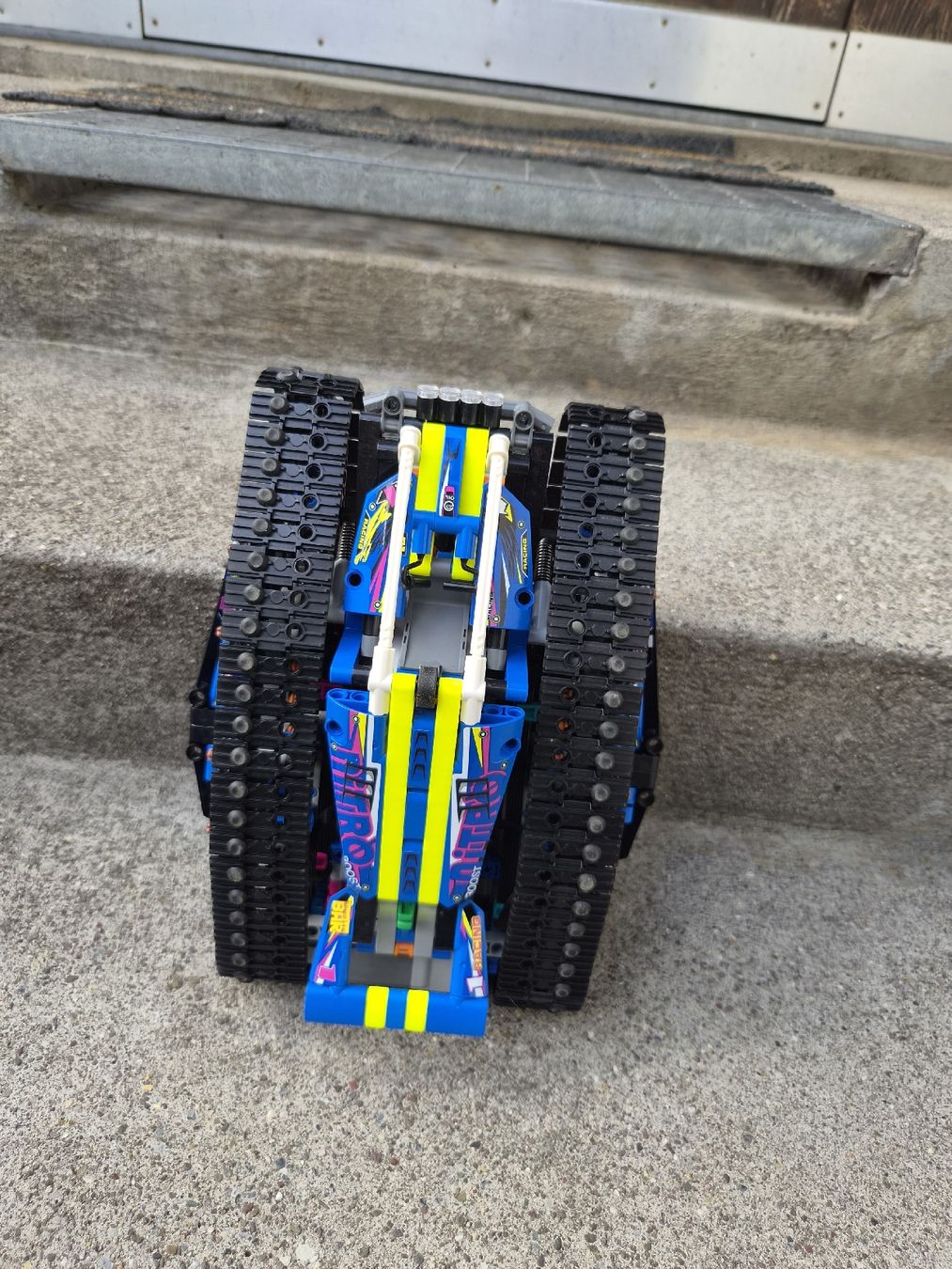 Lego Kit di costruzioni: Lego Technic 42140 App-gesteuertes Transformationsfahrzeug – Usato da weesen venduto da haemmerliroman15