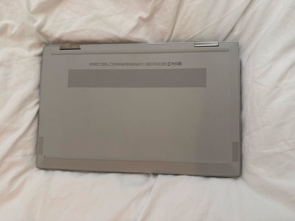 Hewlett Packard Portables: HP Pavilion x360 Convertible  – D'occasion à Ennetbürgen par elainelillyyy 1