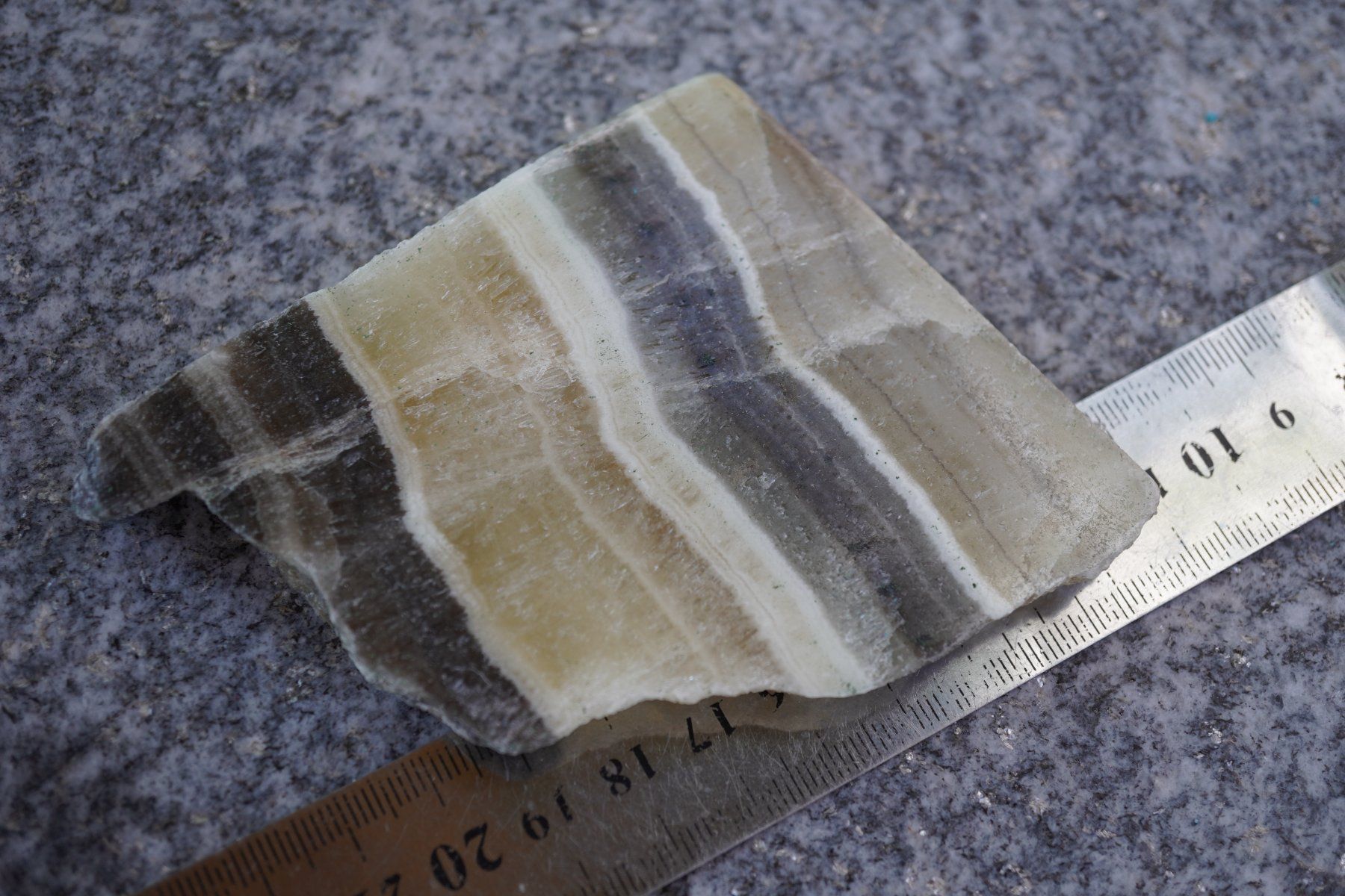 Minerali & Pietre curative: Bänder Aragonit    Platte  Räumung    (1) – Nuovo e nell'imballaggio originale da Eschenbach SG venduto da topstone 1