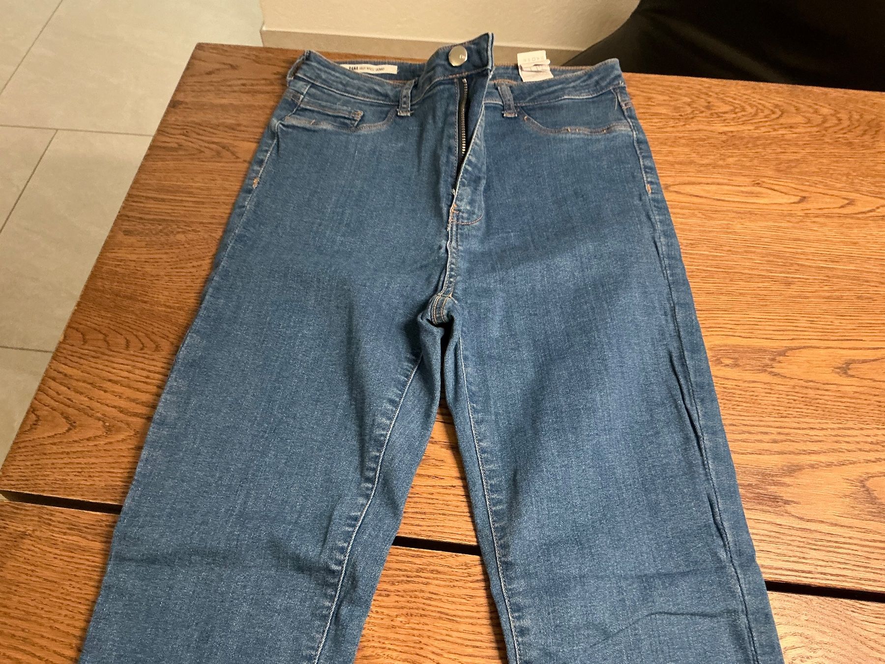 Jeans: Bequeme Jeans Gr.40 – Usato da Würenlos venduto da Tina48 2