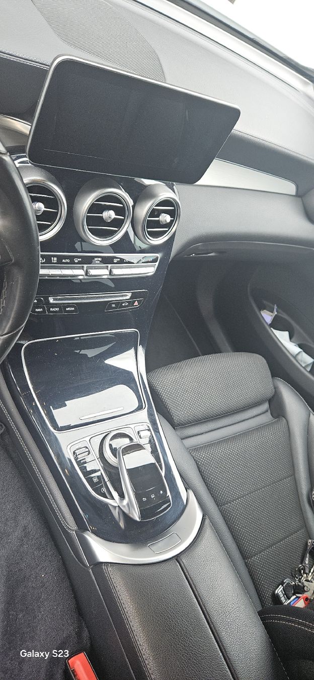 Mercedes-Benz Autos: Mercedes GLC220 – Gebraucht aus Bösingen von 09papamama 8