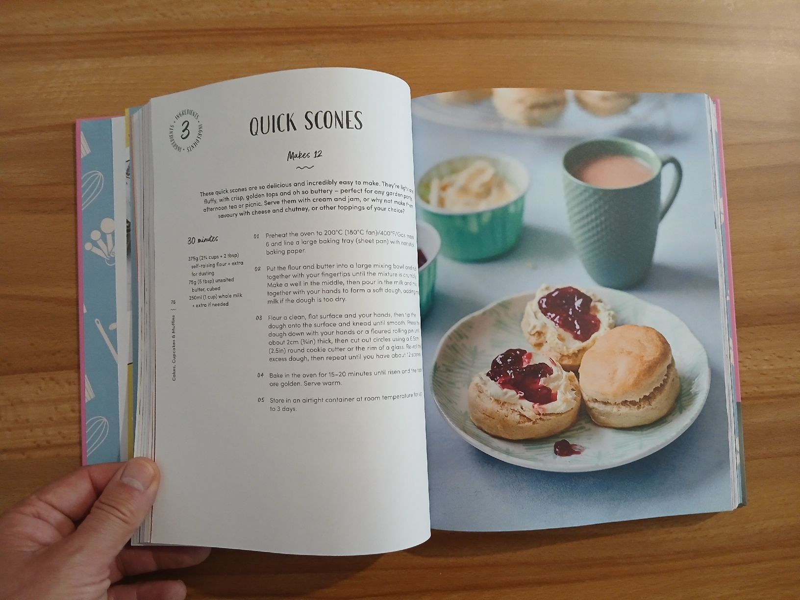 Libri: Livre de recettes Fitwaffle's Baking It Easy – Usato da Le Sentier venduto da arc_2thy 8