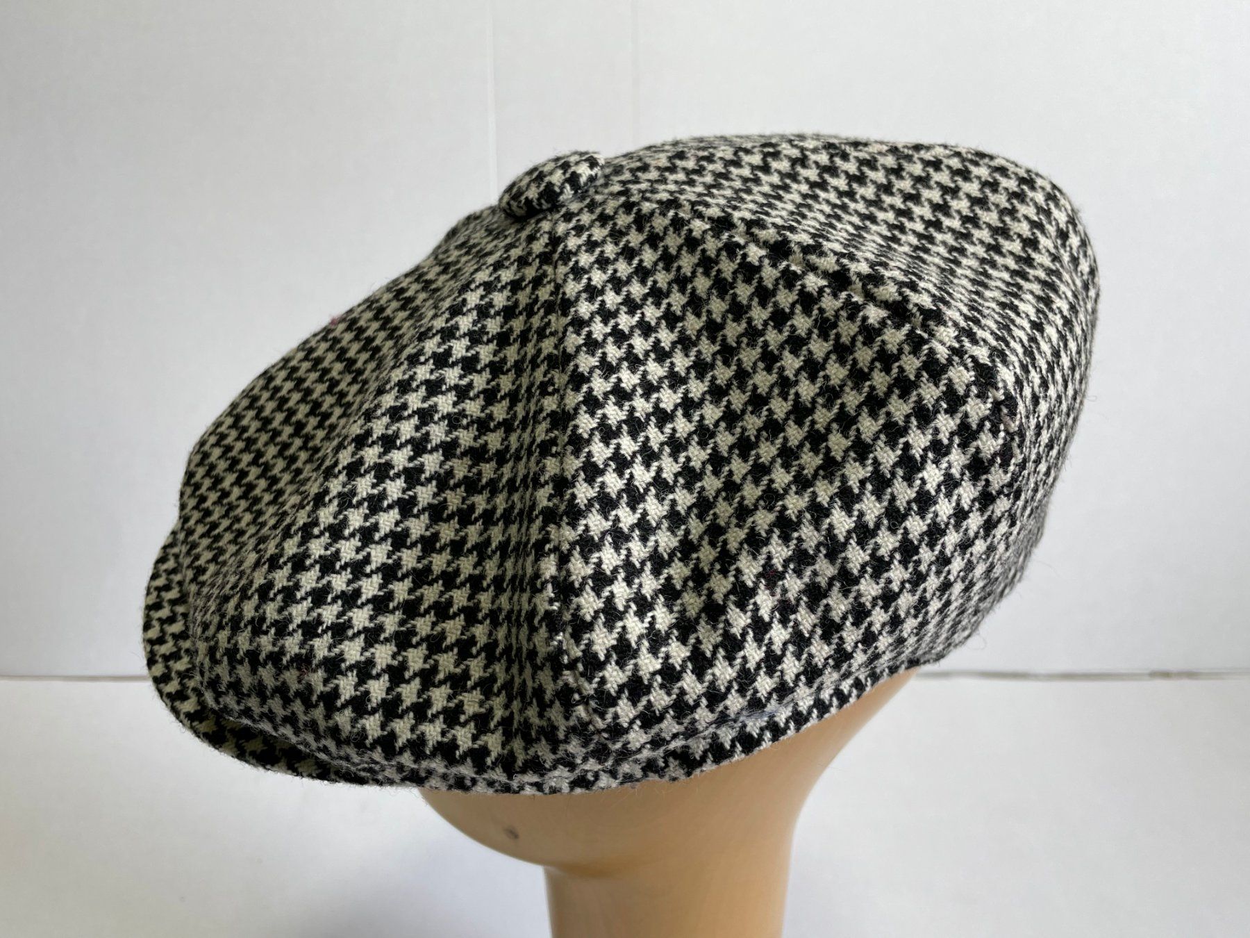 Copricapi, berretti & cappellini: Lock & Co Hatters Sandwich Houndstooth Bakerboy Gr 59 NEW – Nuovo (secondo la descrizione) da Zürich venduto da le_souk 1