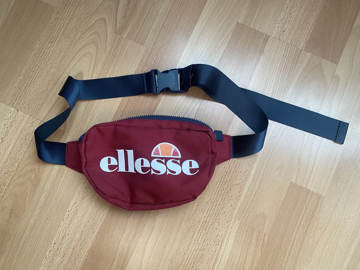 Ellesse Taschen: Sac banane ellesse bordeau – Neu (gemäss Beschreibung) aus Ecuvillens von bru_9pbq