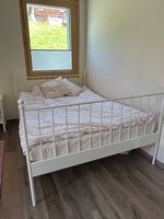 Bett 140cm mit Matratze & Lattenrost 