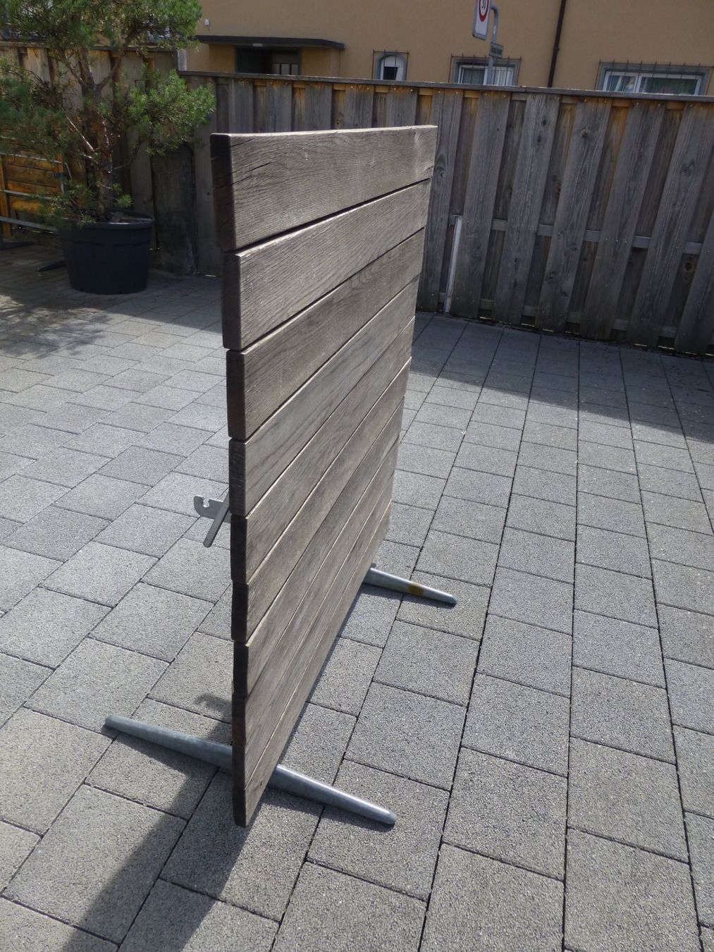 Tavoli: Gartentisch klappbar massiv Eiche – Usato da Hochdorf venduto da lunima 8
