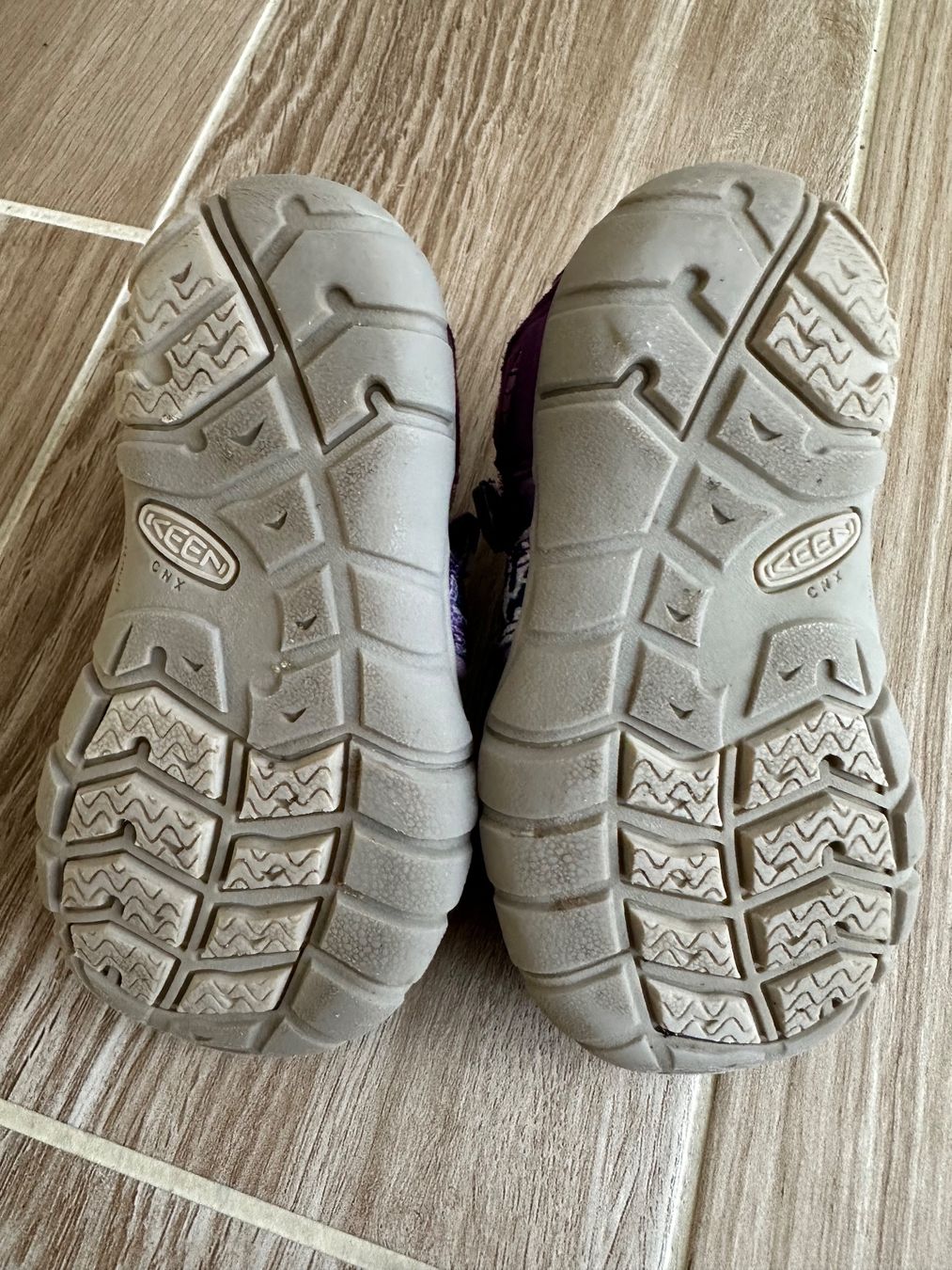 Keen Scarpe per ragazze: Keen Sandalen Gr. 22 violett – Usato da Rudolfstetten venduto da Joyw 2