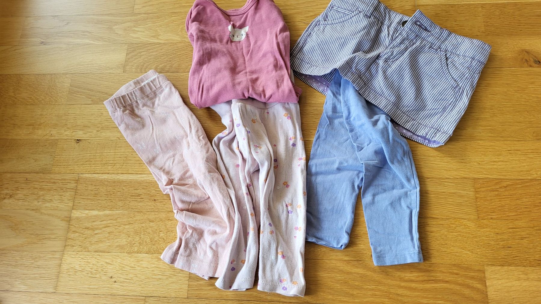Lotti & Set di vestiti: Kleiderpaket Gr. 74 – Usato da Ennetbaden venduto da Vicky12