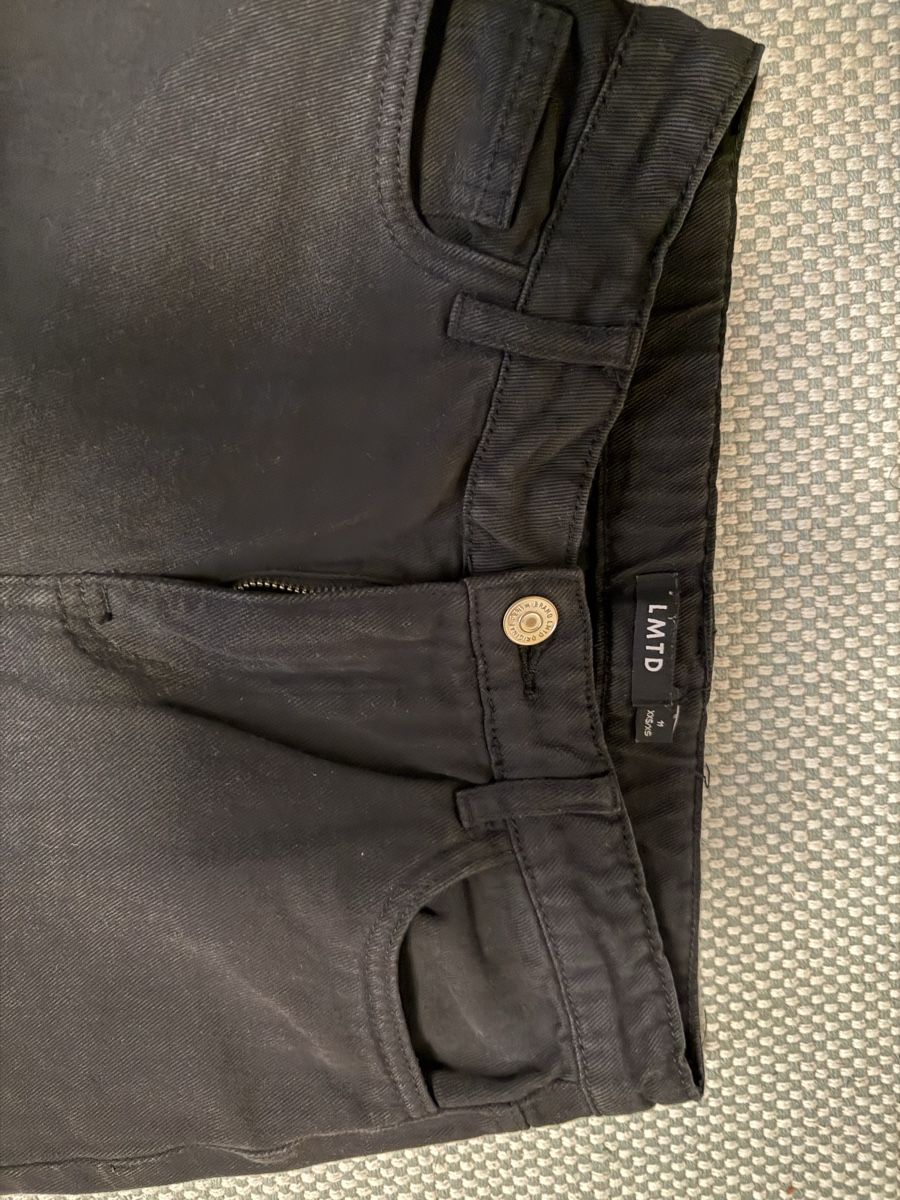 Name It Pantaloni: Mädchen Straight Jeanshose Schwarz Denim Gr. 146 – Usato da Zürich venduto da Gross9 1