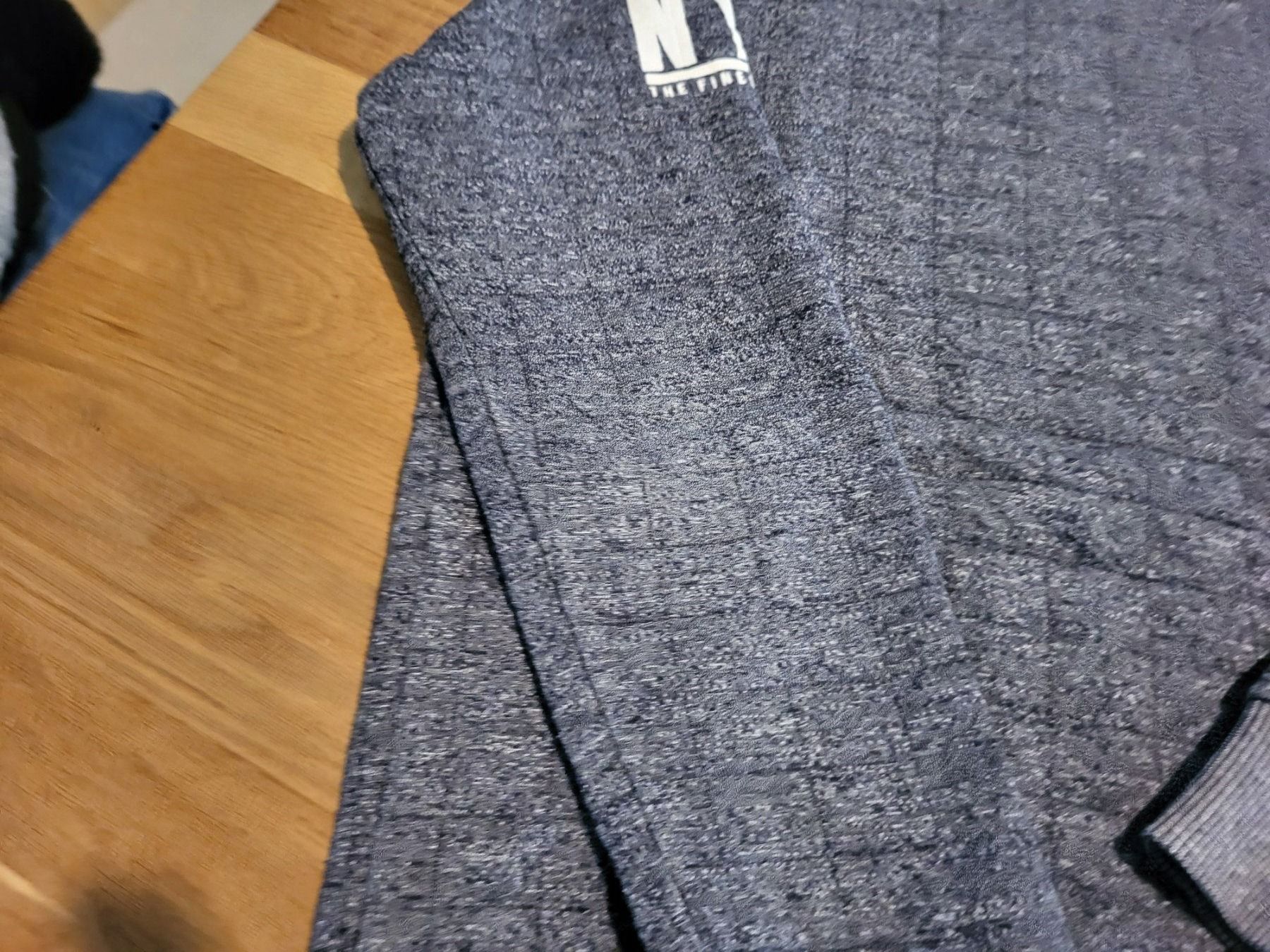 Pulls et sweat-shirts: Pullover Grösse 158/164 von here+there – D'occasion à Urtenen-Schönbühl par Chaeppeler 4