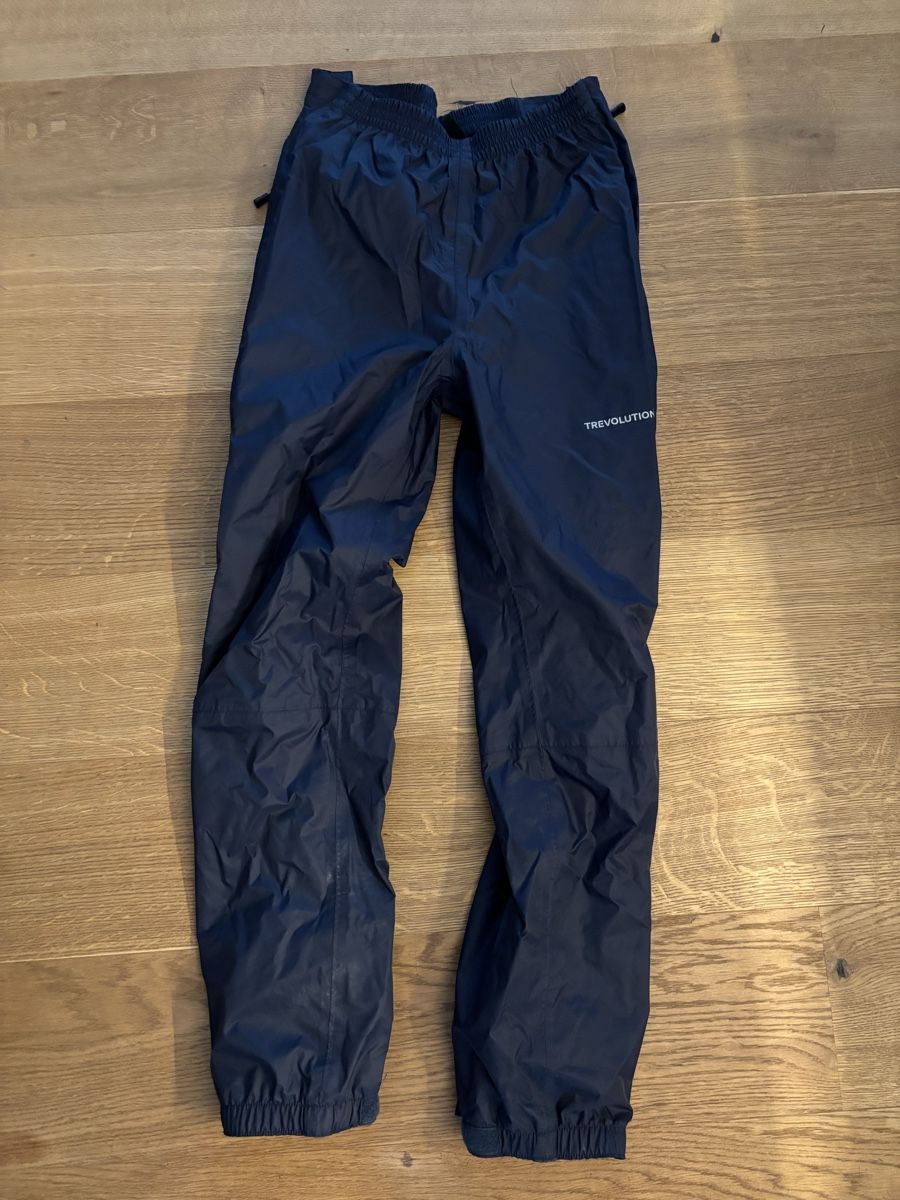 Trevolution Pantaloni: Trevolution Regenhose  – Usato da Würenlos venduto da Ashley24